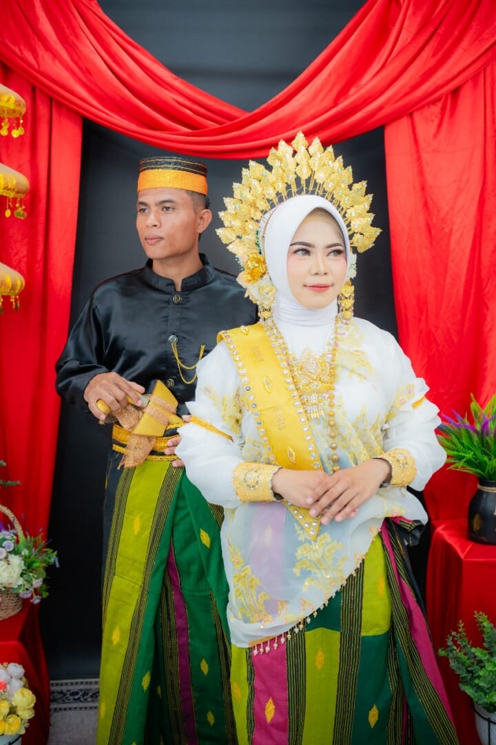 499b11b9967a4b3597d78016ad2f8e4c-1