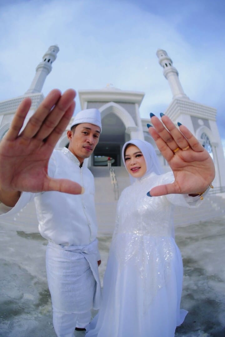 8dea4bf6-04b0-473b-bc5e-926ddc7b38b3