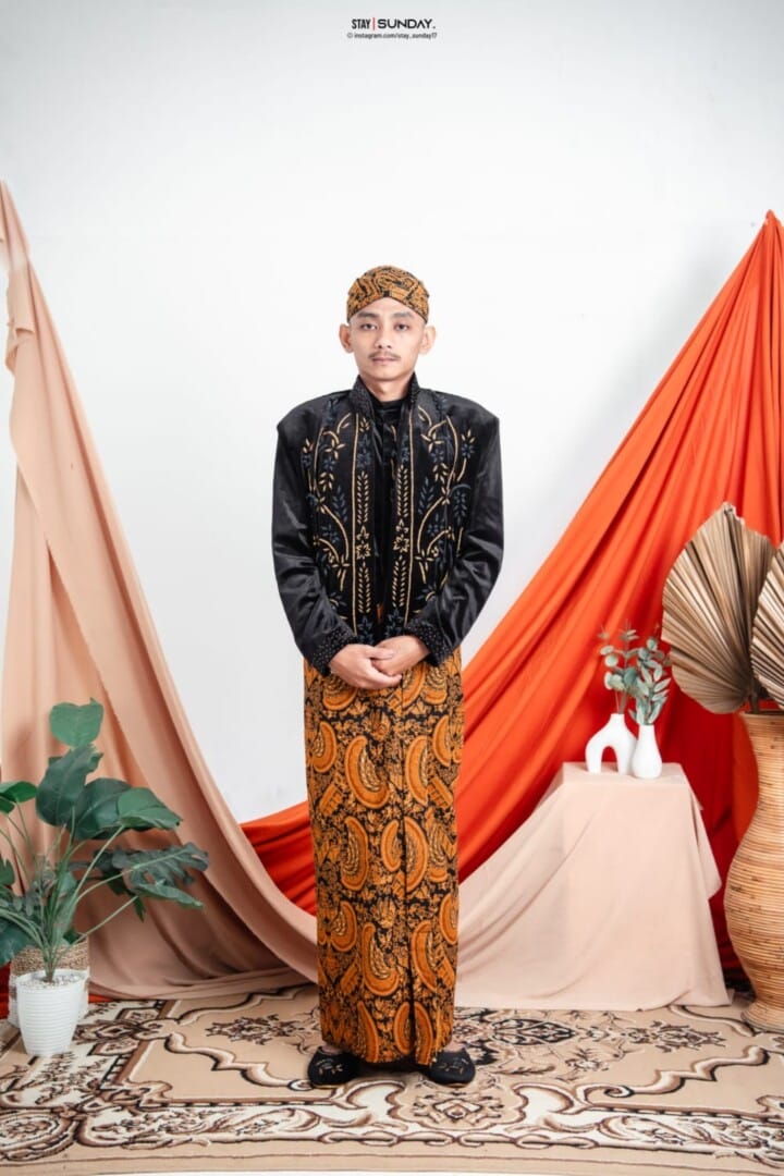 8eb380f3-0180-4a95-8cba-1a6021aa1a54